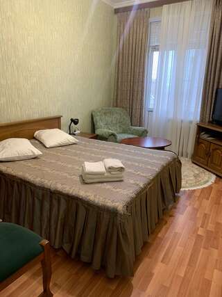 Гостиница Петровскъ Махачкала Двухместный номер Делюкс с 1 кроватью-2